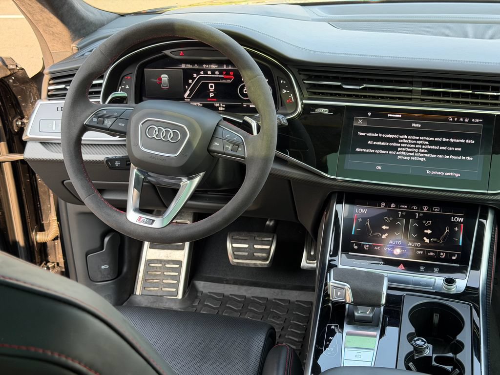 Used 2022 Audi RS Q8 AWD/4WD image 25