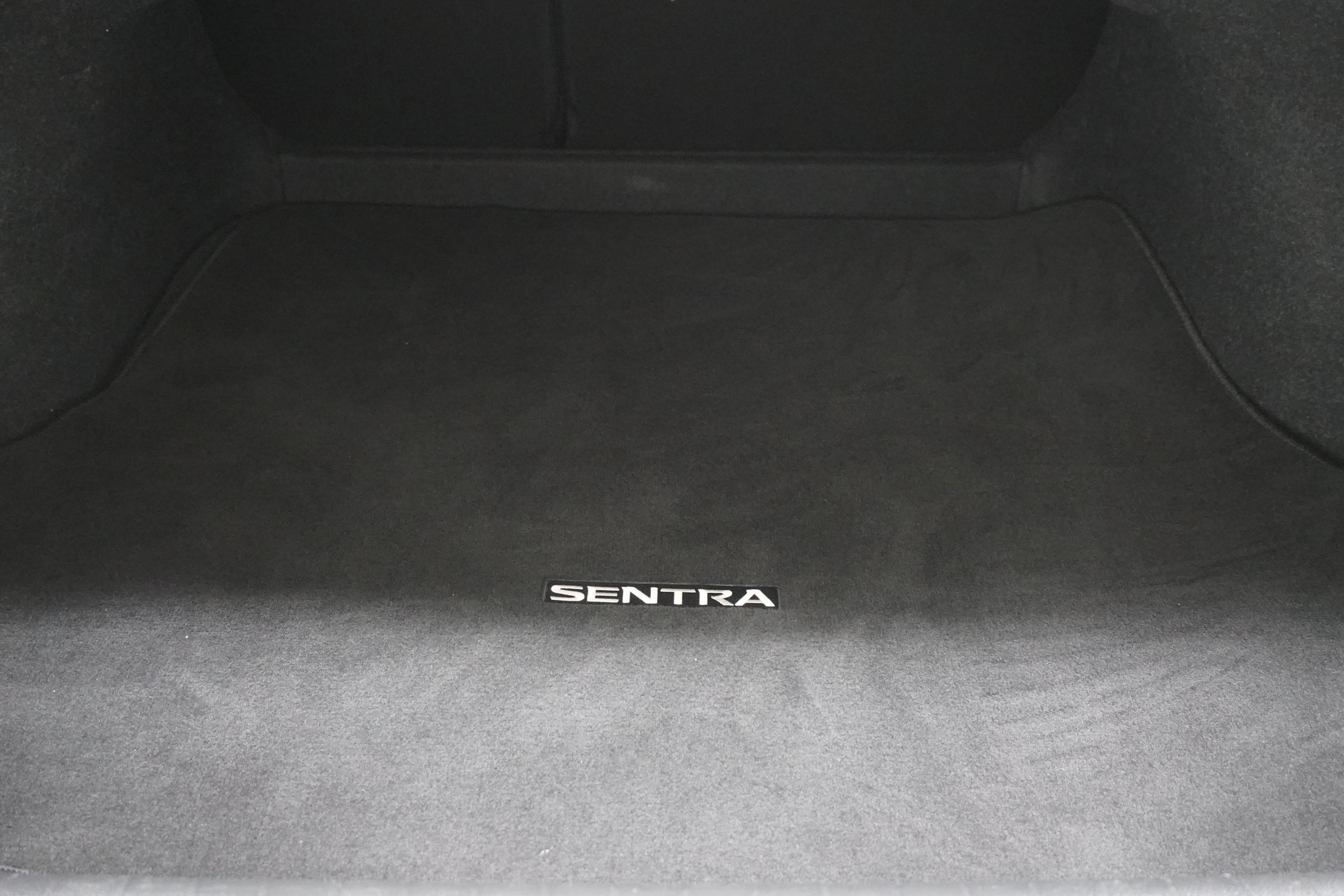 Used 2021 Nissan Sentra SR FWD image 22