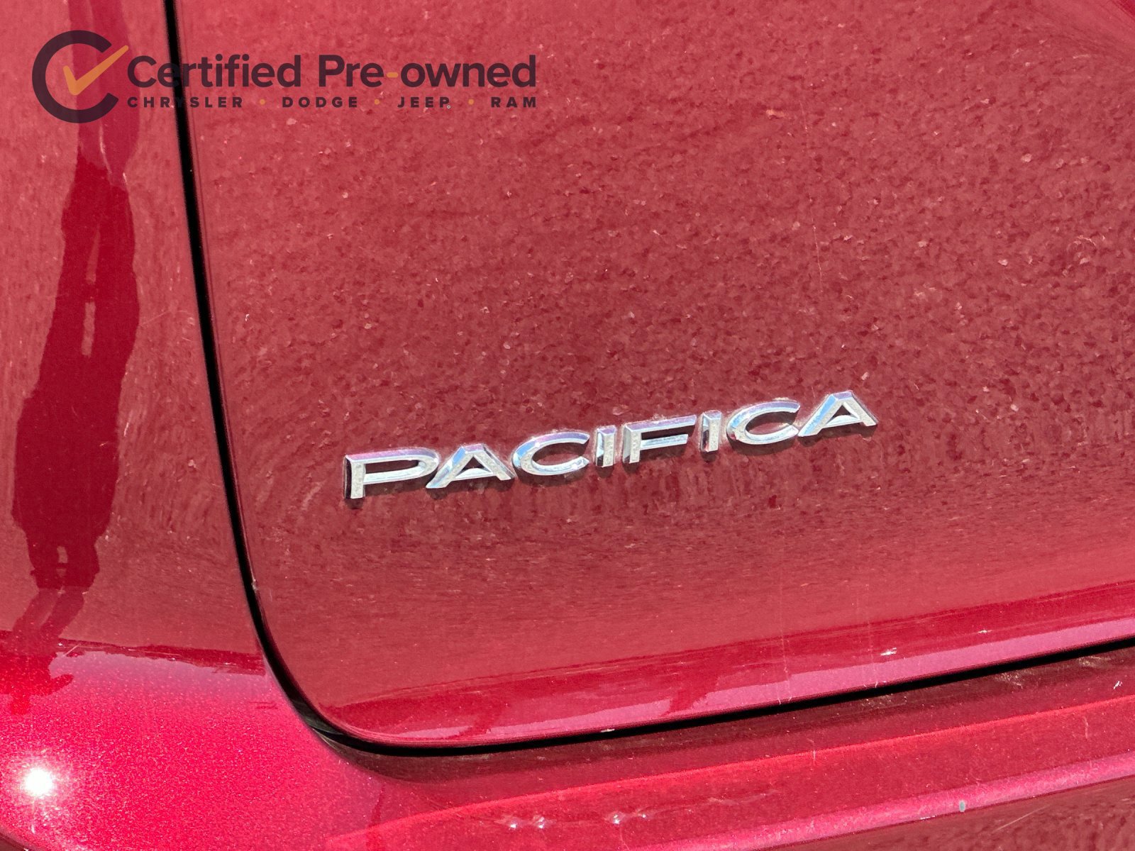 Used 2023 Chrysler Pacifica Touring-L FWD image 27