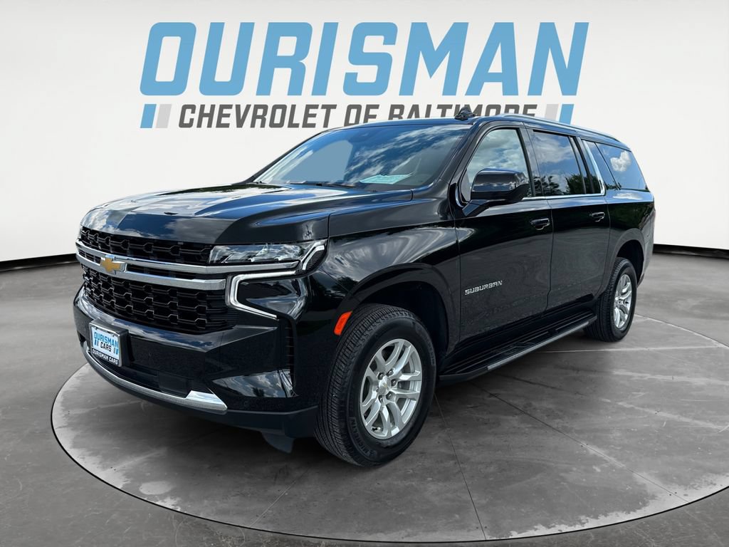 Used 2023 Chevrolet Suburban LS w/ Driver Alert Package AWD/4WD image 2