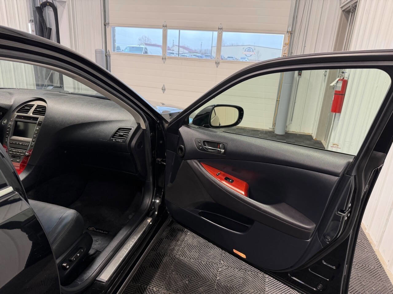 Used 2009 Lexus ES 350 FWD image 10