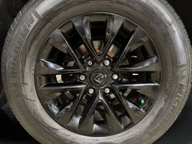Used 2015 Lexus GX 460 w/ Premium Package AWD/4WD image 36