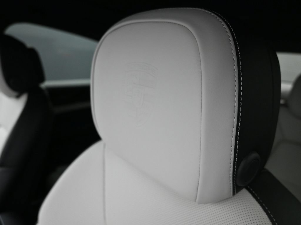 Certified 2026 Porsche Cayenne Coupe AWD/4WD image 13