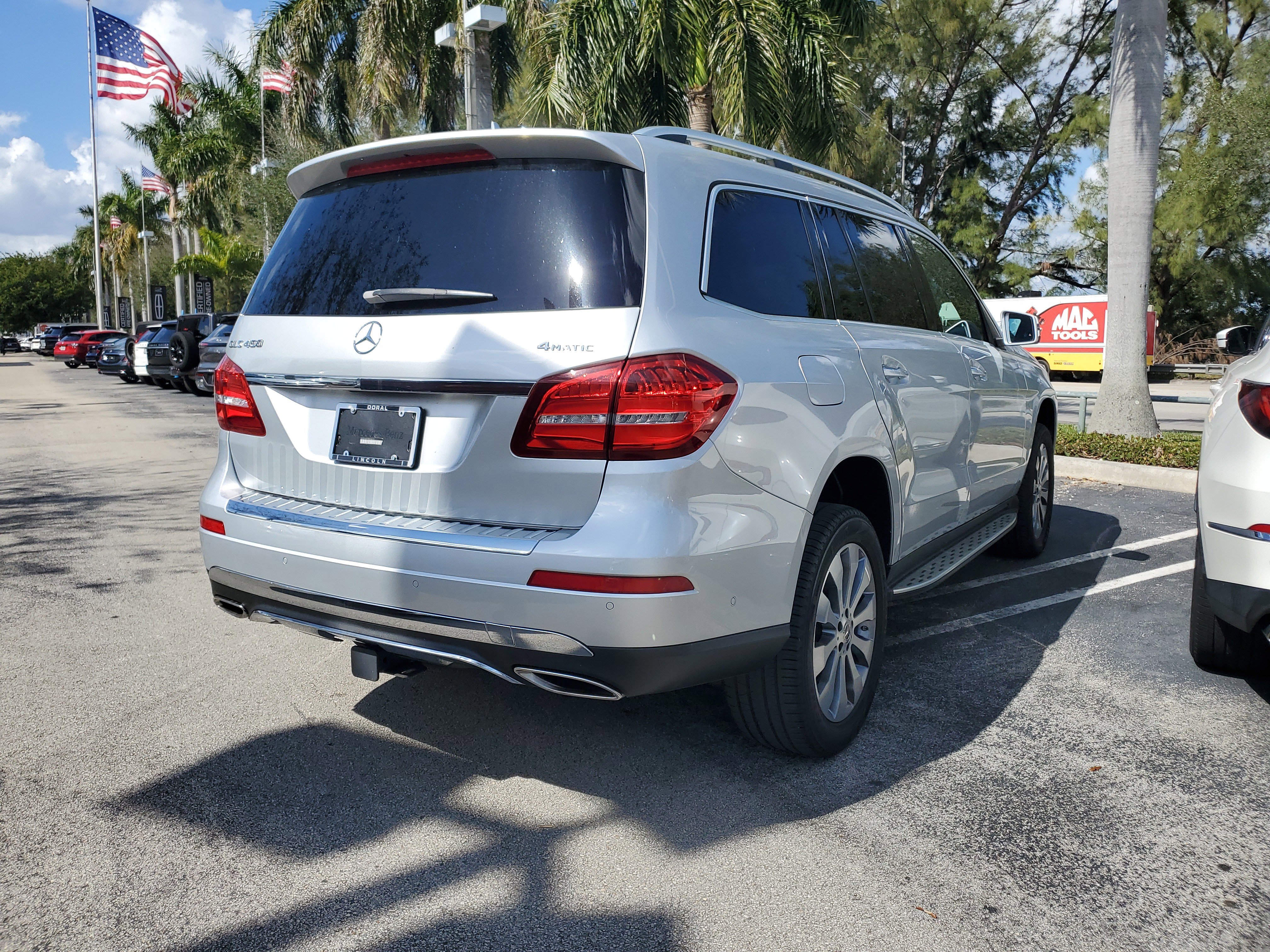 Used 2019 Mercedes-Benz GLS 450 4MATIC image 6