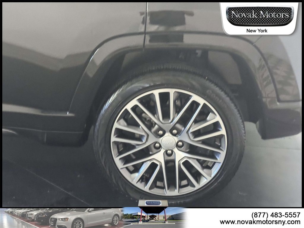 Used 2022 Jeep Compass Limited w/ Elite Group image 9