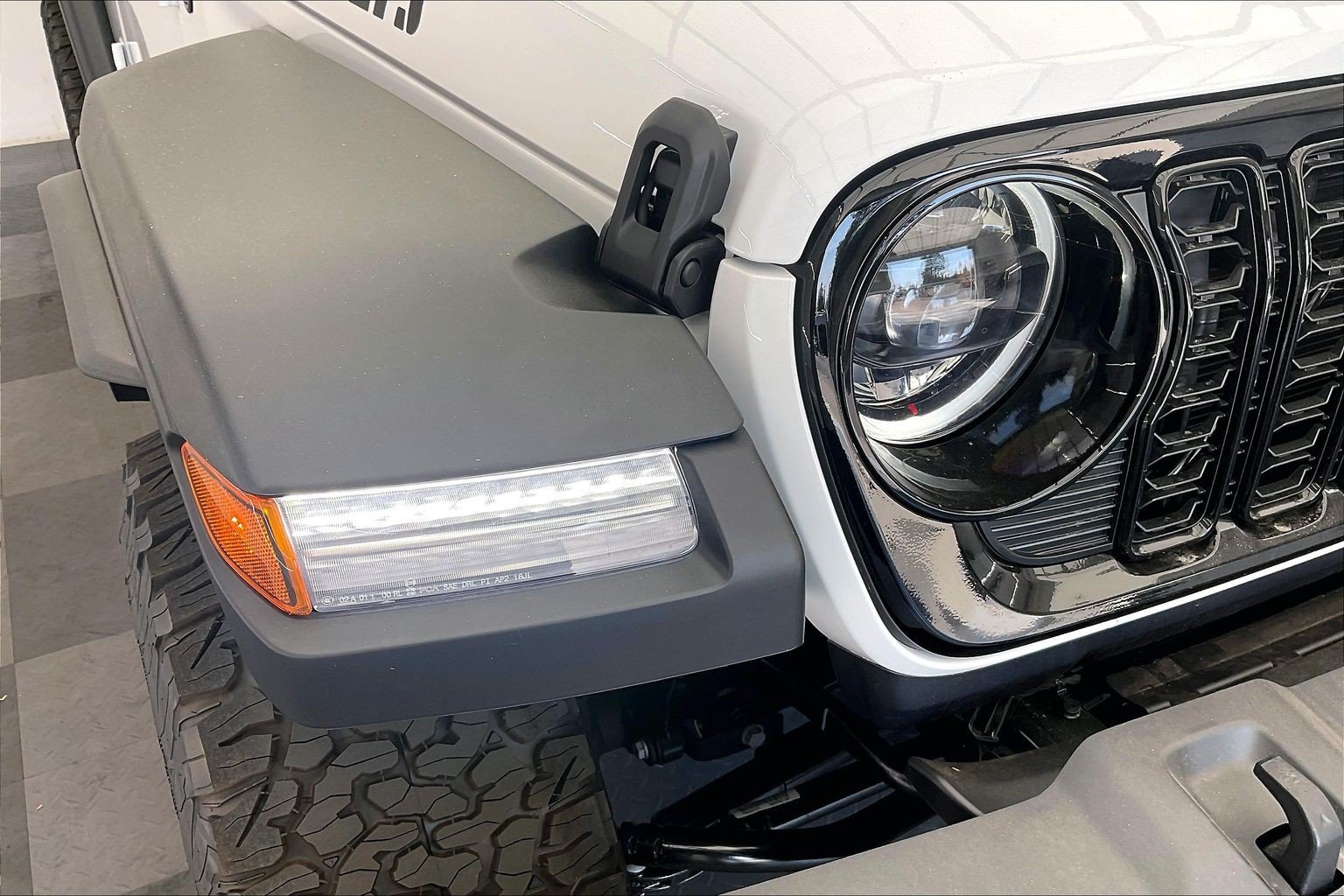 New 2026 Jeep Wrangler Unlimited Sport AWD/4WD image 15