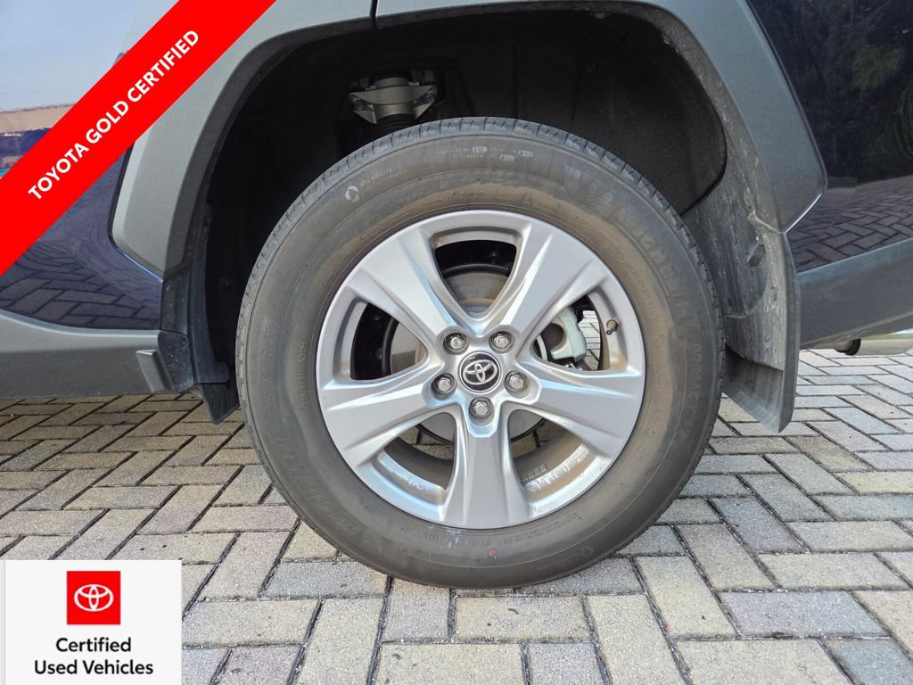 Certified 2025 Toyota RAV4 XLE w/ Convenience Package FWD image 20