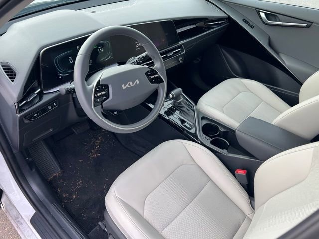 Certified 2024 Kia Niro EX FWD image 15