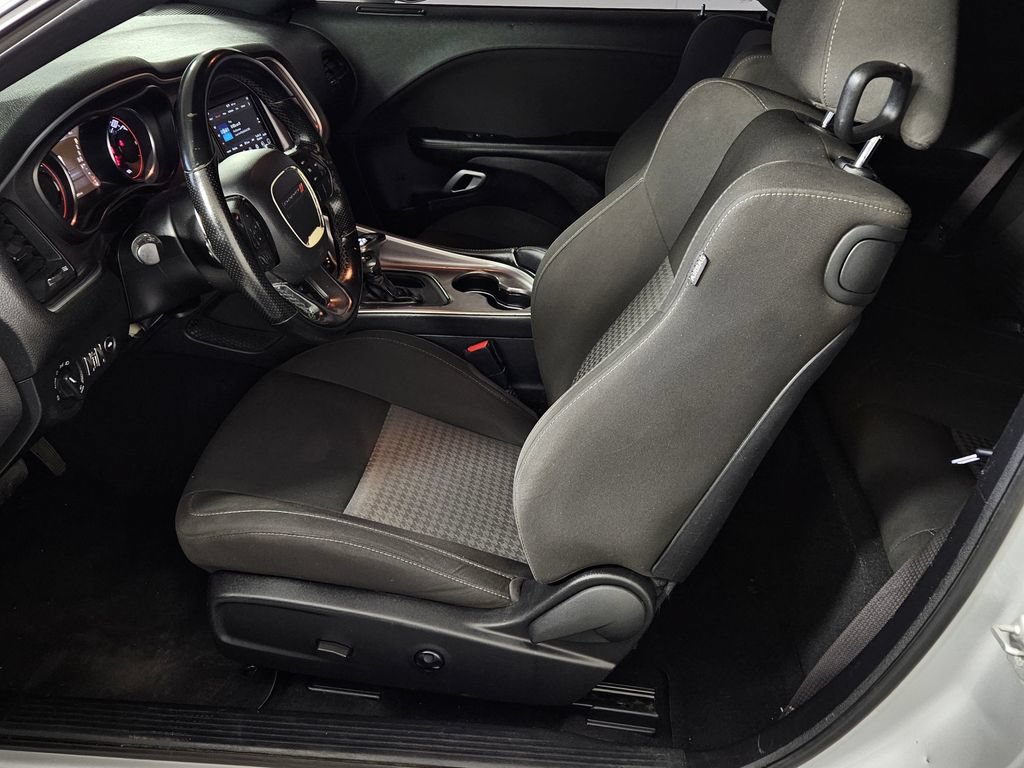 Used 2021 Dodge Challenger R/T RWD image 18