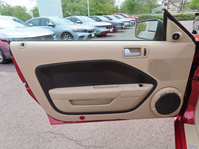 Used 2007 Ford Mustang GT Premium RWD image 13