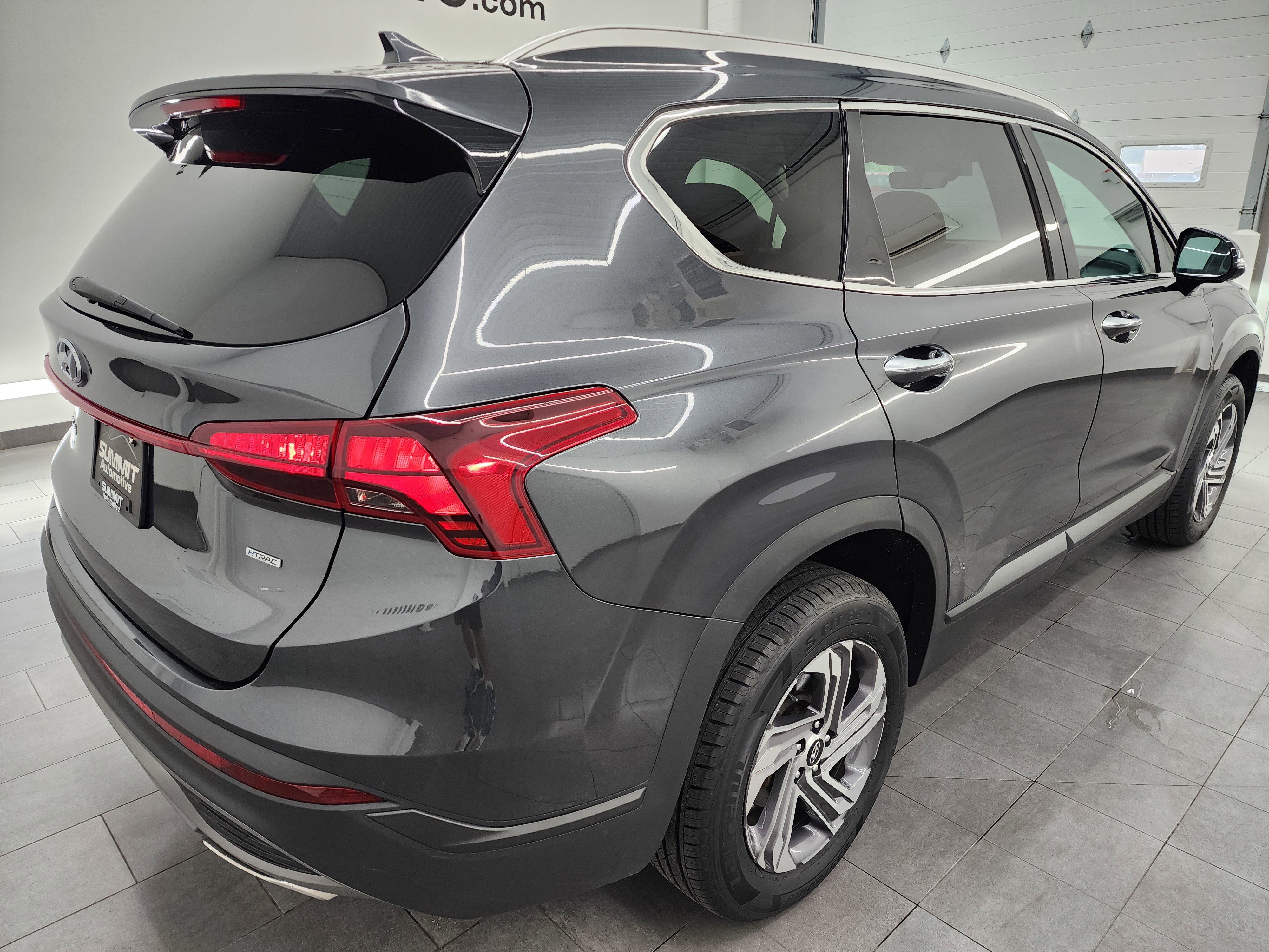 Used 2023 Hyundai Santa Fe SEL image 5