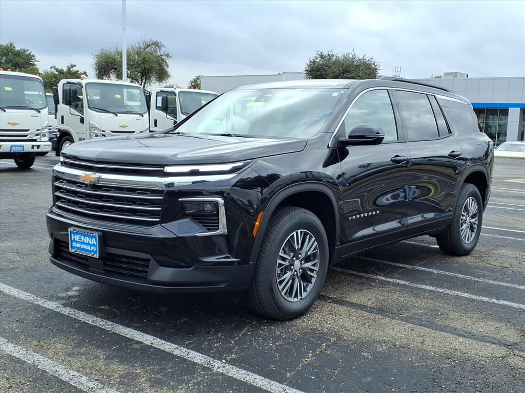 New 2026 Chevrolet Traverse LT w/ Driver Confidence Package video 3