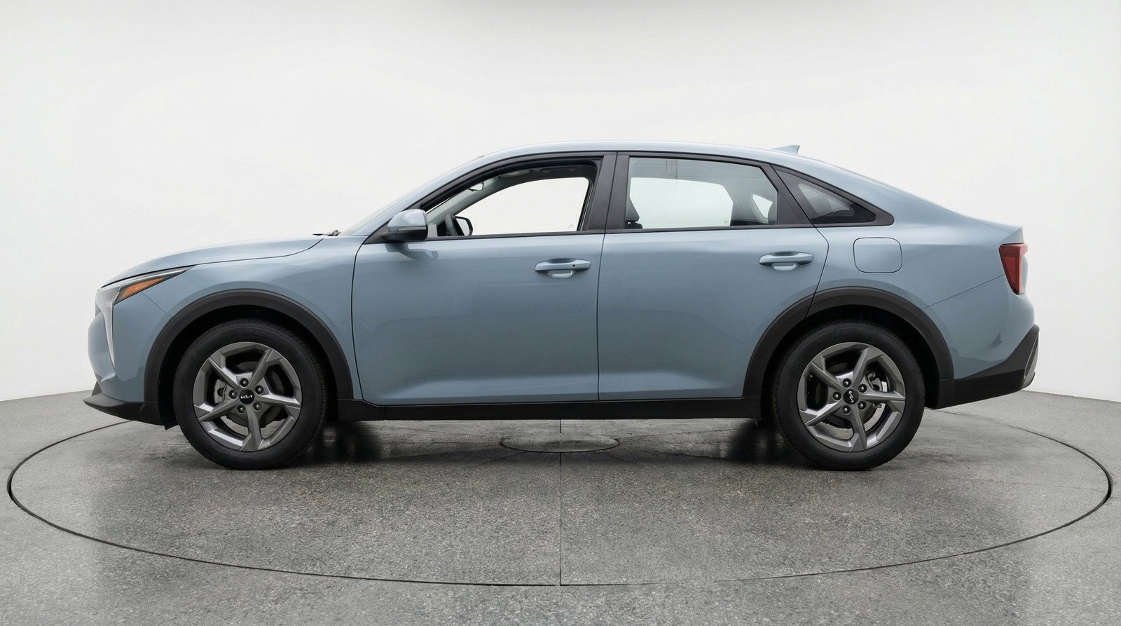 Used 2025 Kia K4 FWD image 4
