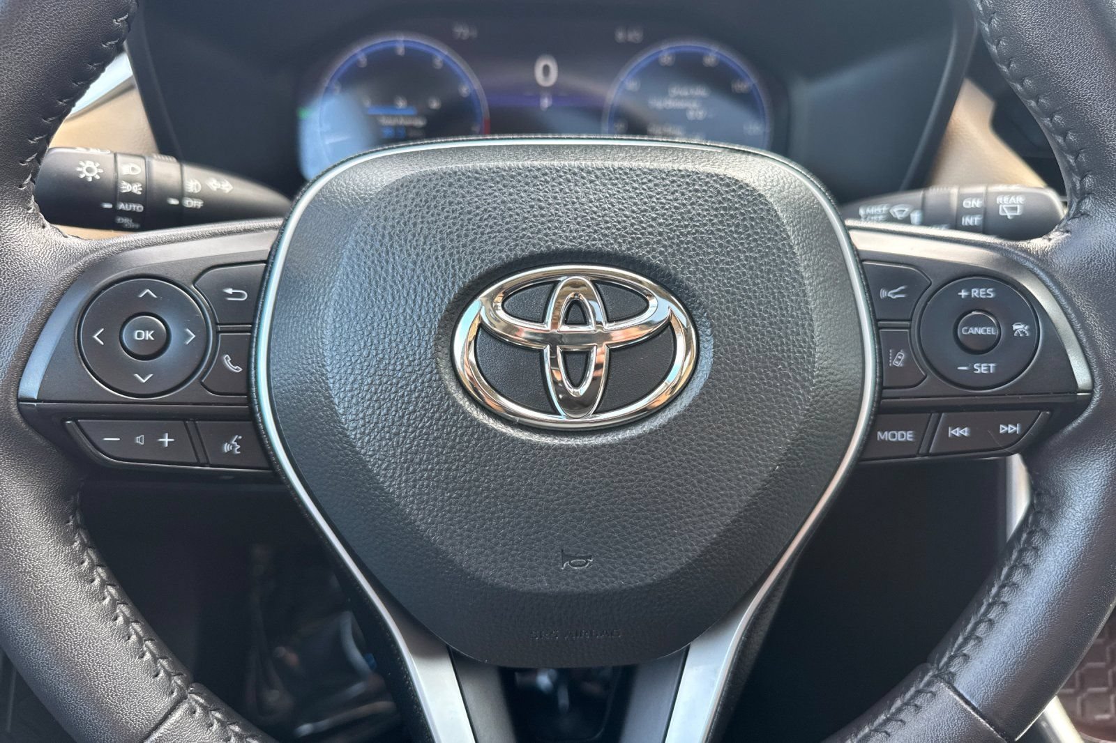 Certified 2025 Toyota RAV4 Limited FWD image 26