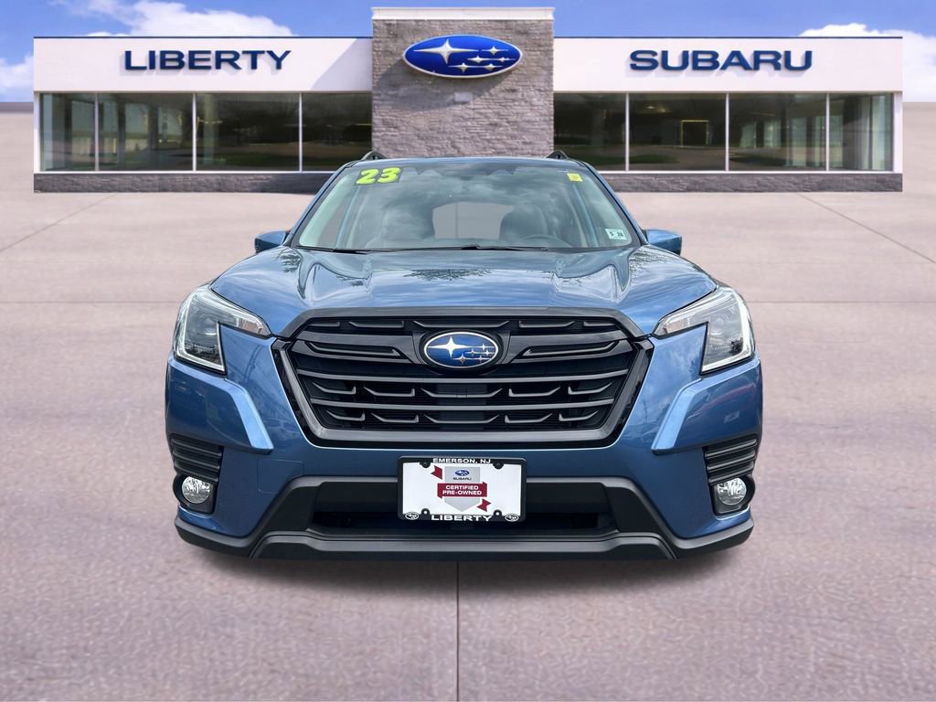 Used 2023 Subaru Forester Premium AWD/4WD image 10