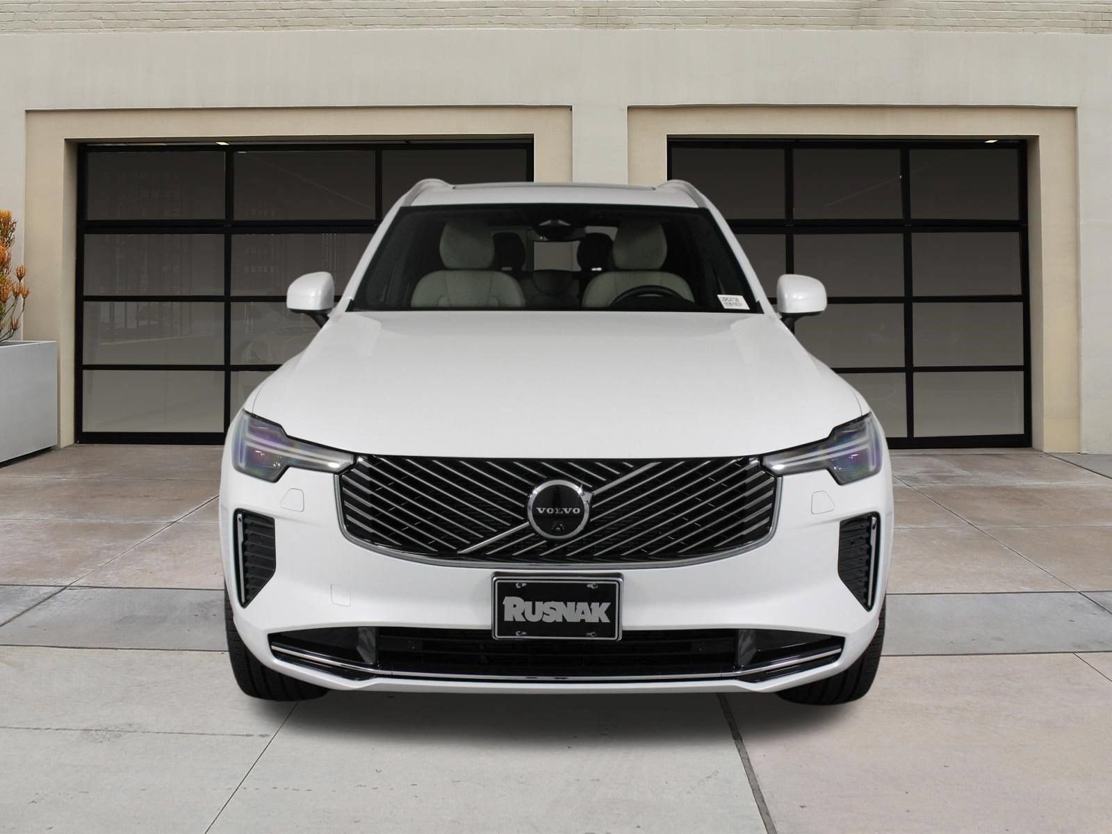 Certified 2026 Volvo XC90 B6 Plus AWD/4WD image 6
