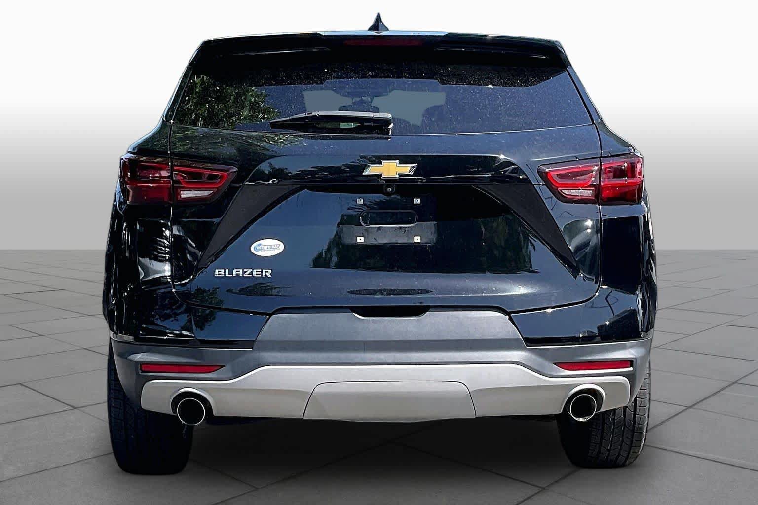 Used 2024 Chevrolet Blazer LT FWD image 5