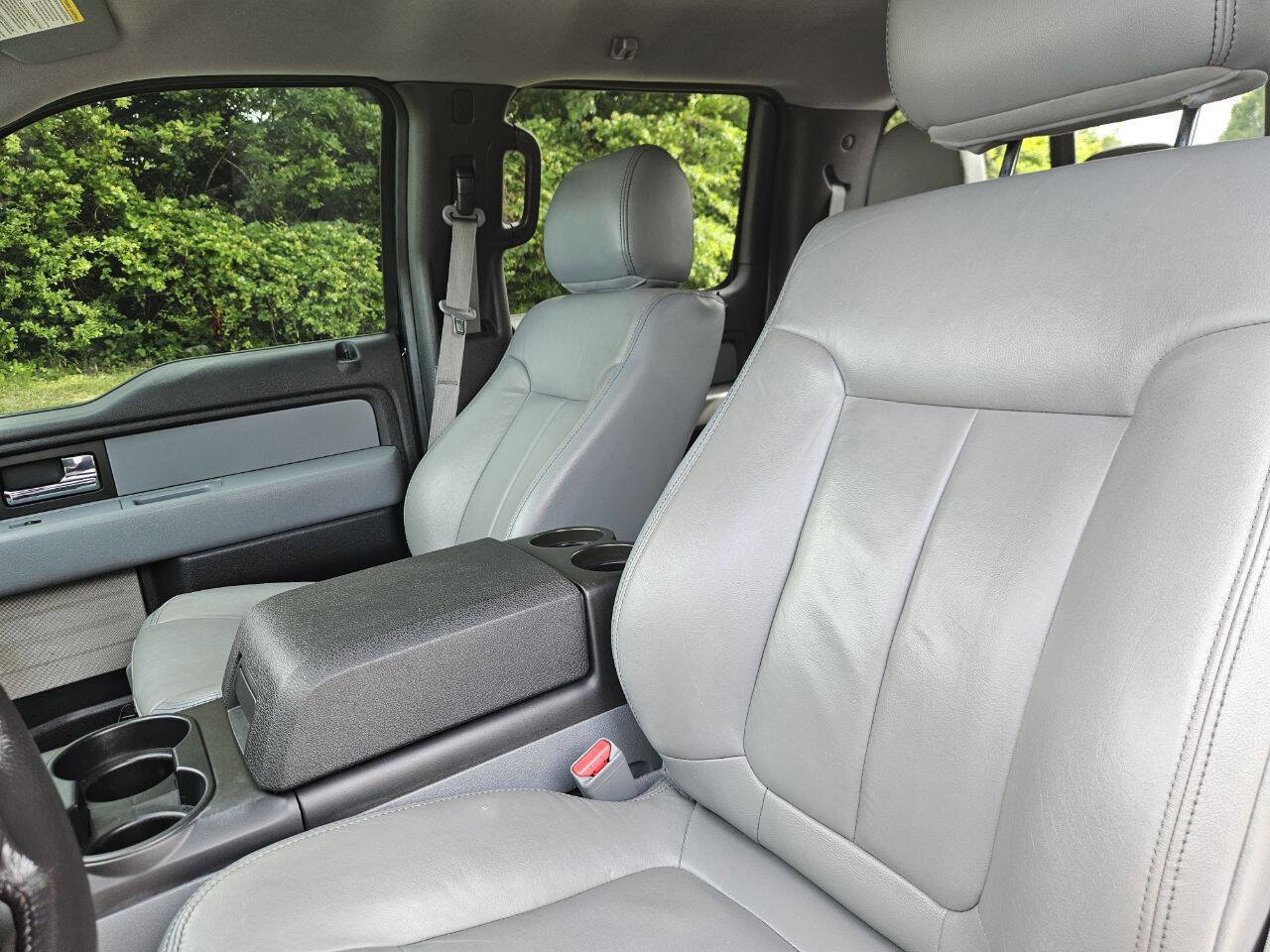 Used 2014 Ford F150 XLT w/ Equipment Group 302A Luxury AWD/4WD image 13