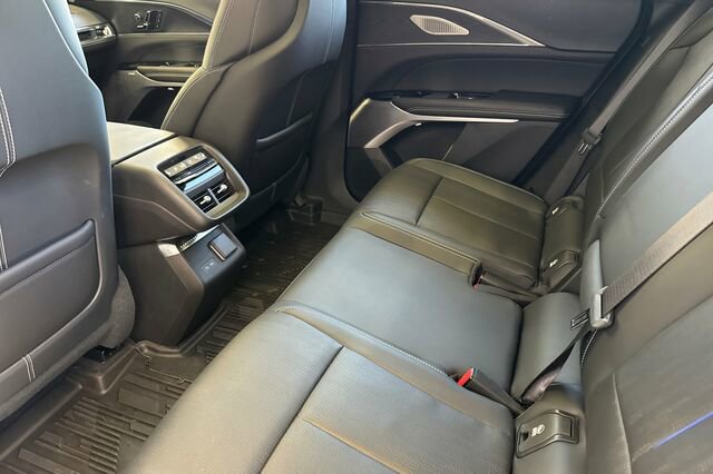 Used 2024 Cadillac Lyriq Sport w/ LPO, Floor Liner Package AWD/4WD image 12