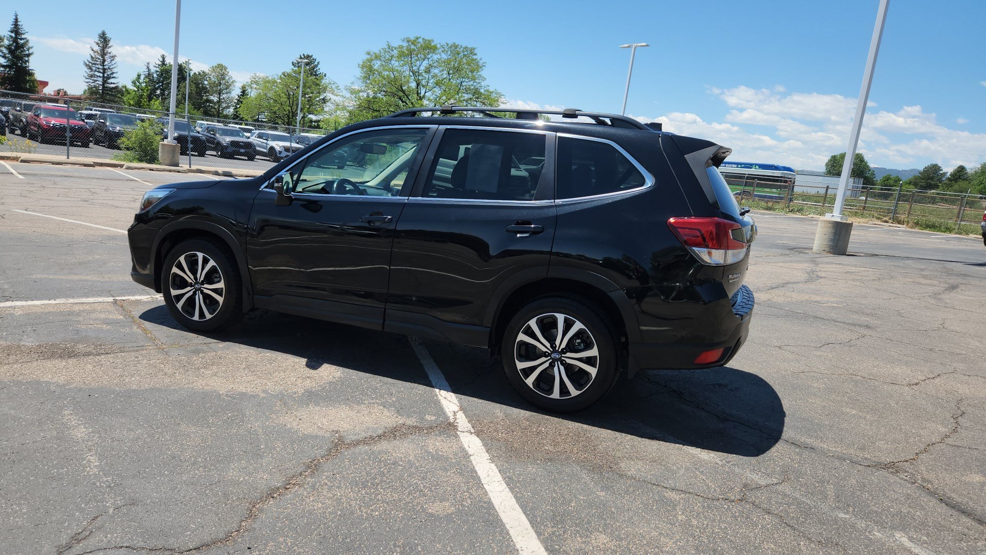 Used 2020 Subaru Forester Limited AWD/4WD image 7