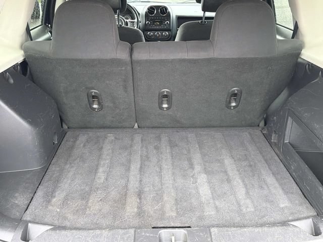Used 2014 Jeep Patriot Latitude FWD image 19