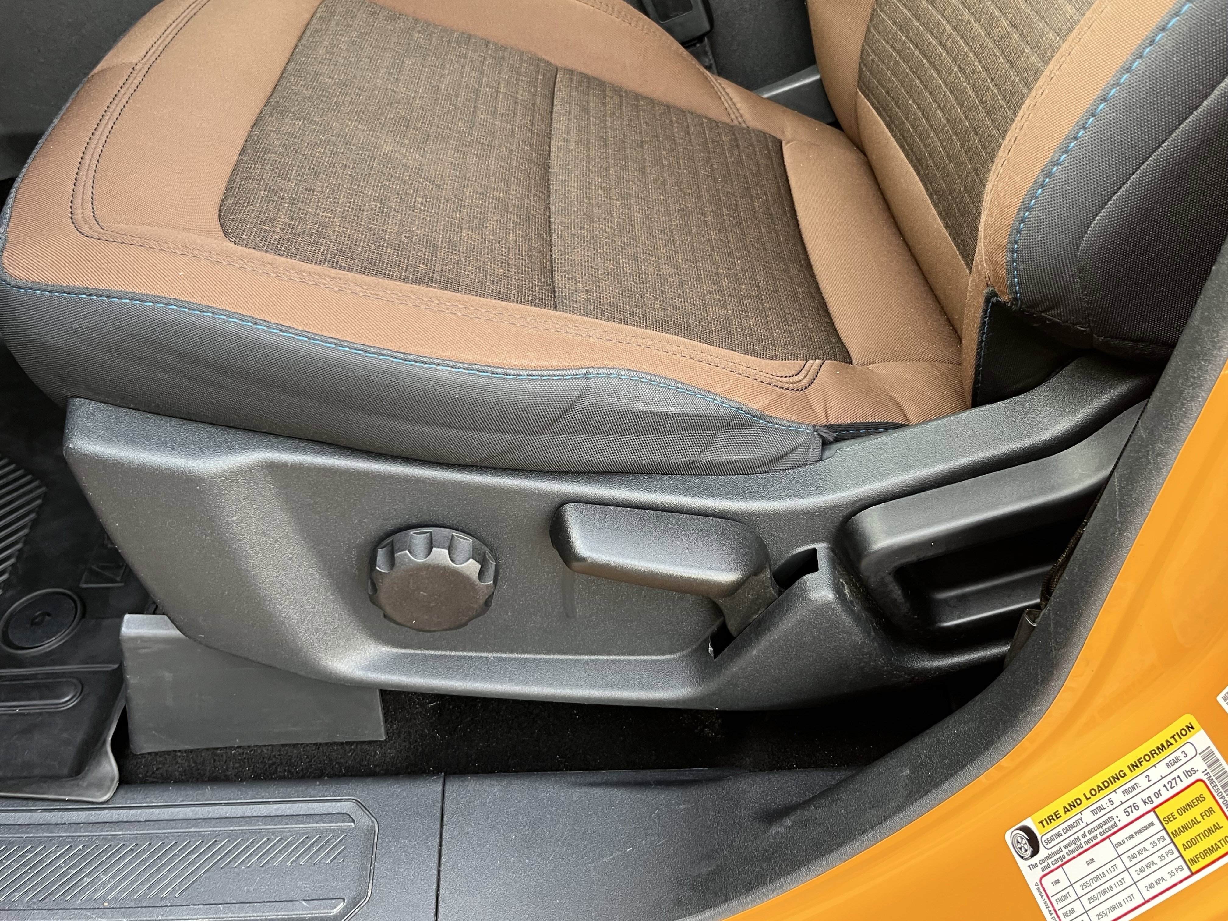 Used 2022 Ford Bronco Outer Banks image 18