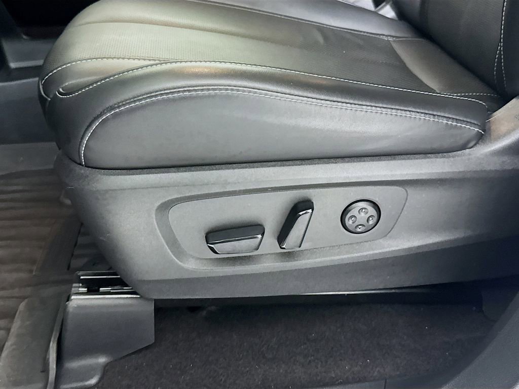 Used 2023 INFINITI QX60 Luxe image 16