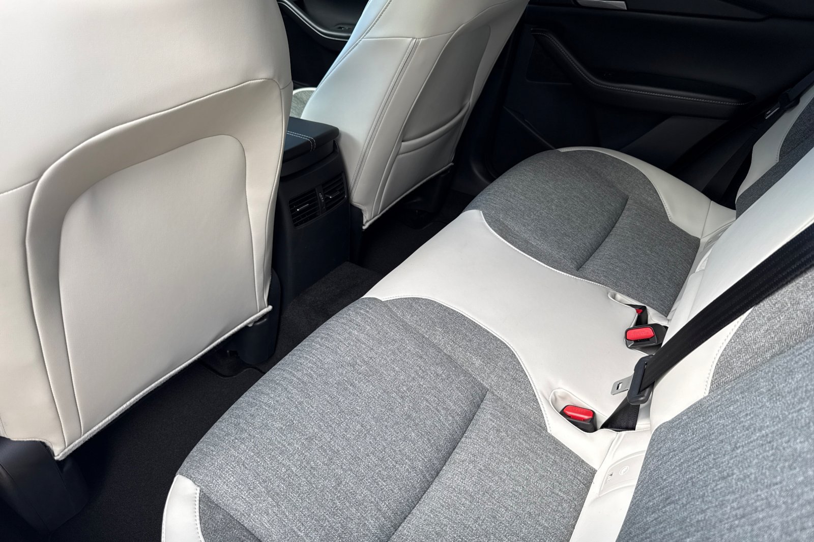 New 2026 MAZDA CX-30 Aire Edition AWD/4WD image 10
