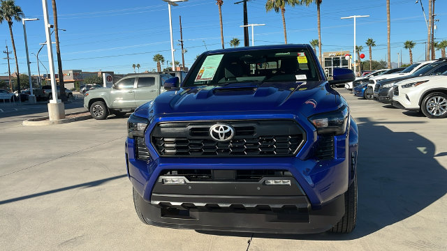 Used 2025 Toyota Tacoma TRD Sport w/ TRD Sport Upgrade Package AWD/4WD image 2