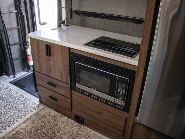 Used 2022 Mercedes-Benz Sprinter 3500 image 22