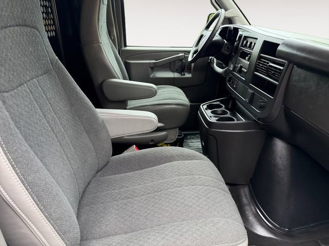 Used 2024 GMC Savana 2500 w/ Driver Convenience Package RWD image 15