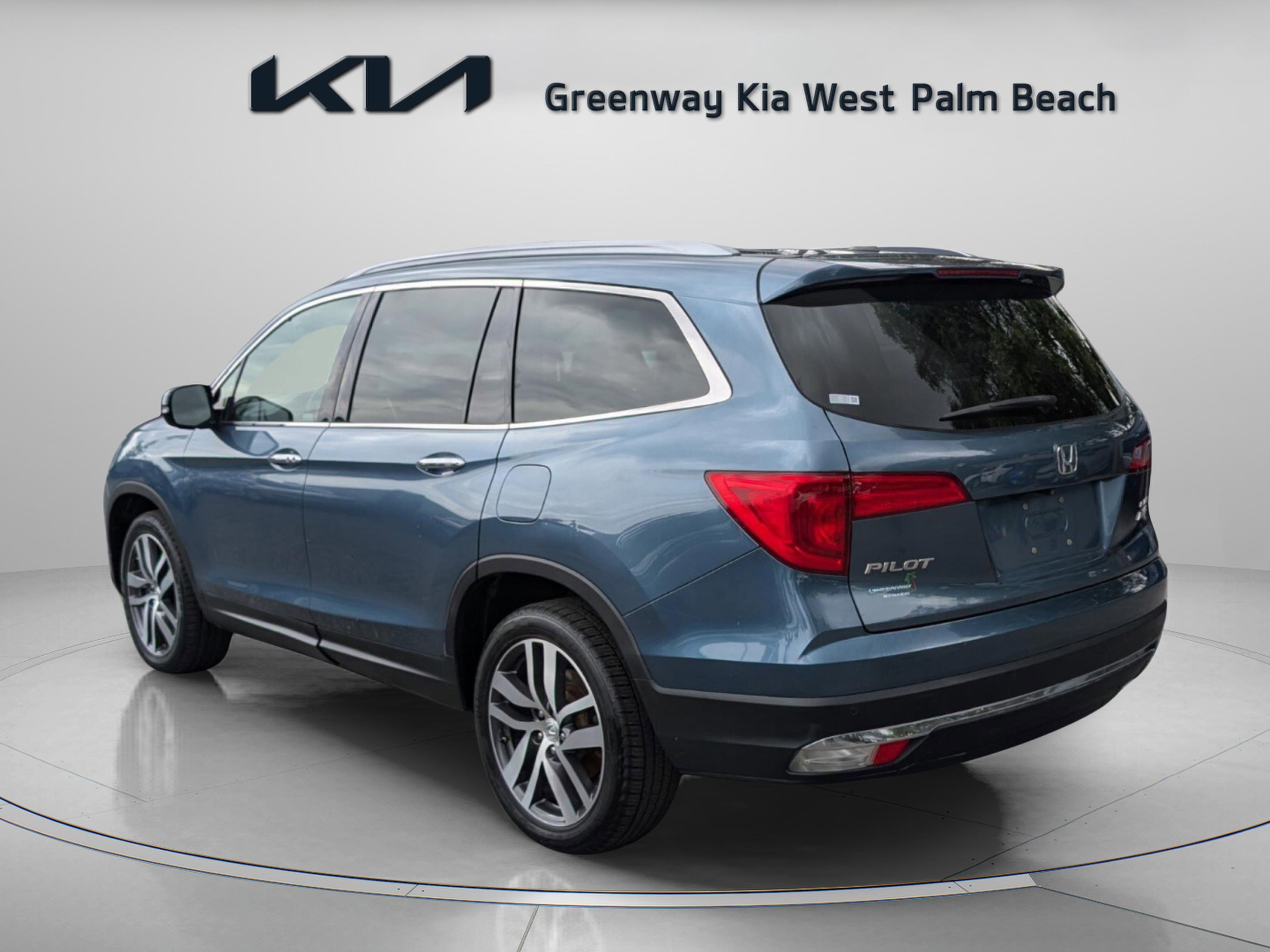 Used 2018 Honda Pilot Elite image 5