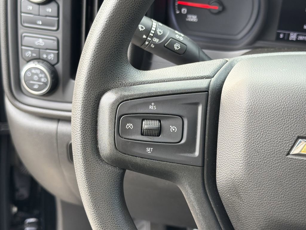 Used 2022 Chevrolet Silverado 2500 Custom w/ Custom Value Package image 25