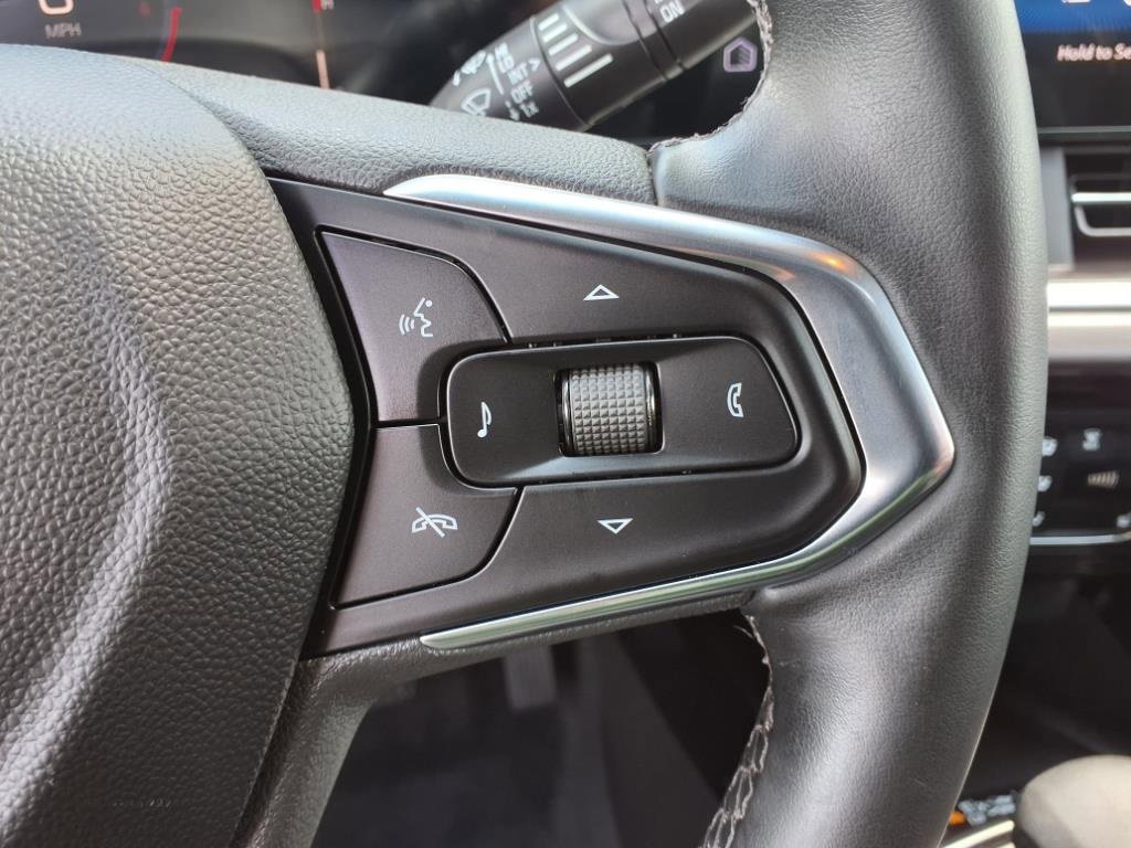 Certified 2025 Chevrolet Trax ACTIV w/ Sunroof Package image 21