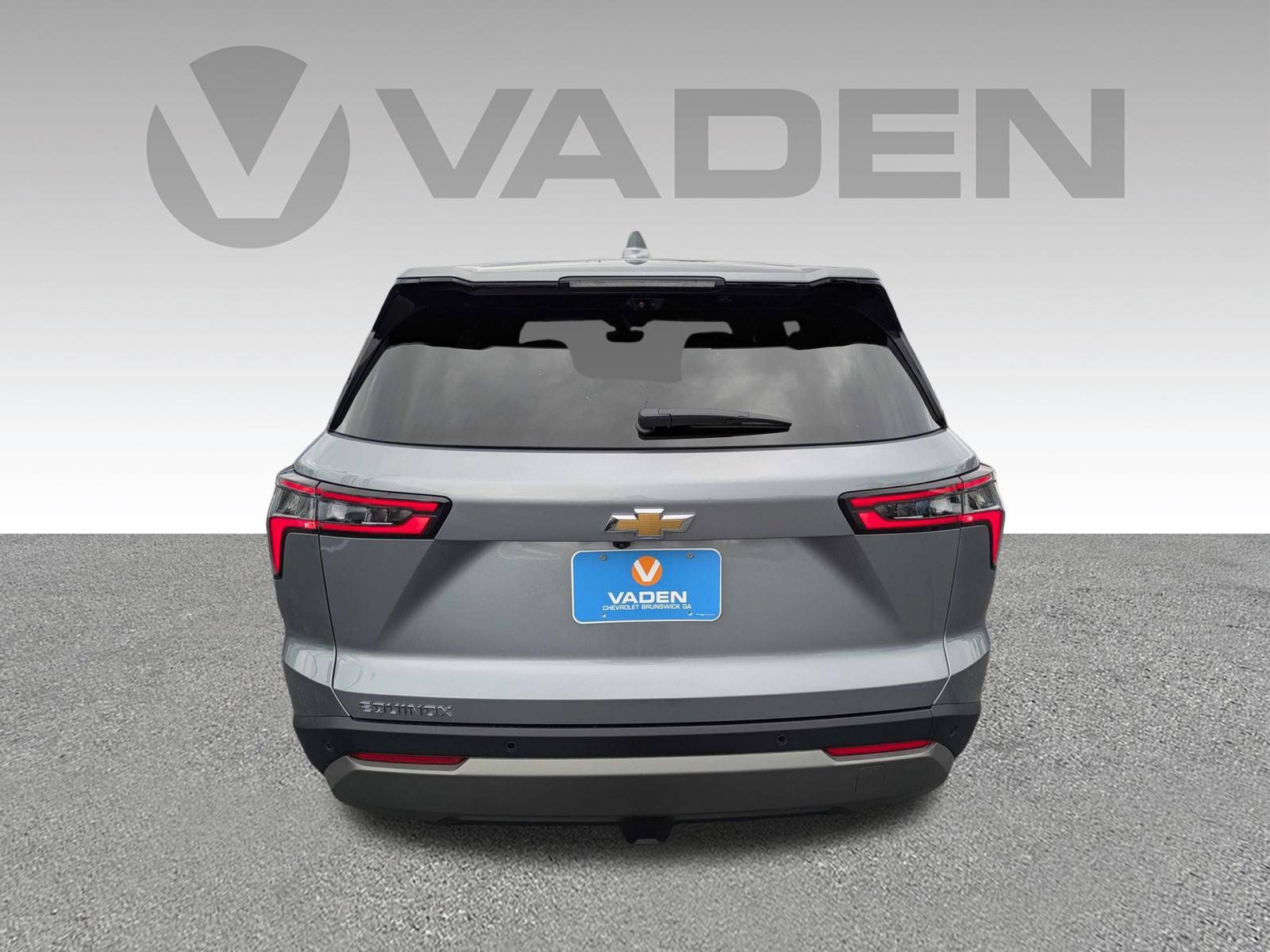 New 2027 Chevrolet Equinox LT w/ Safety and Technology Package FWD image 25