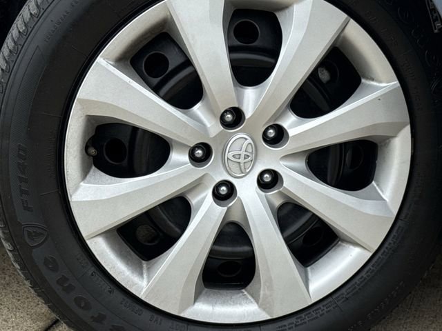 Used 2024 Toyota Corolla LE FWD image 10