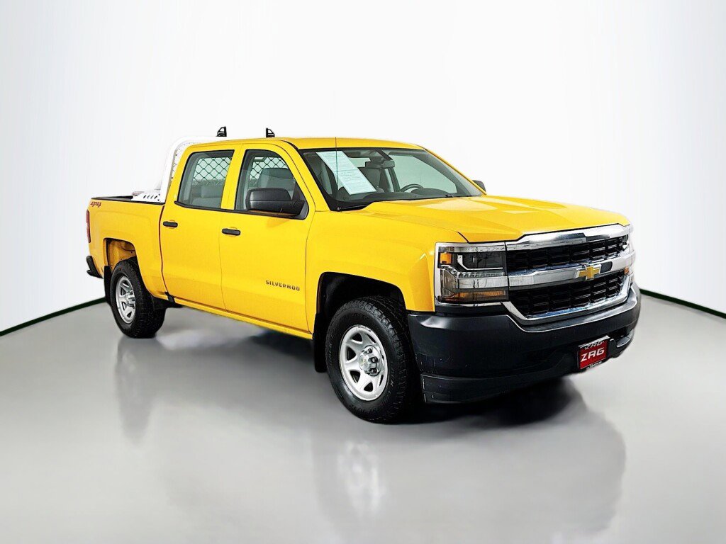 Used 2018 Chevrolet Silverado 1500 W/T w/ Trailering Package AWD/4WD image 7