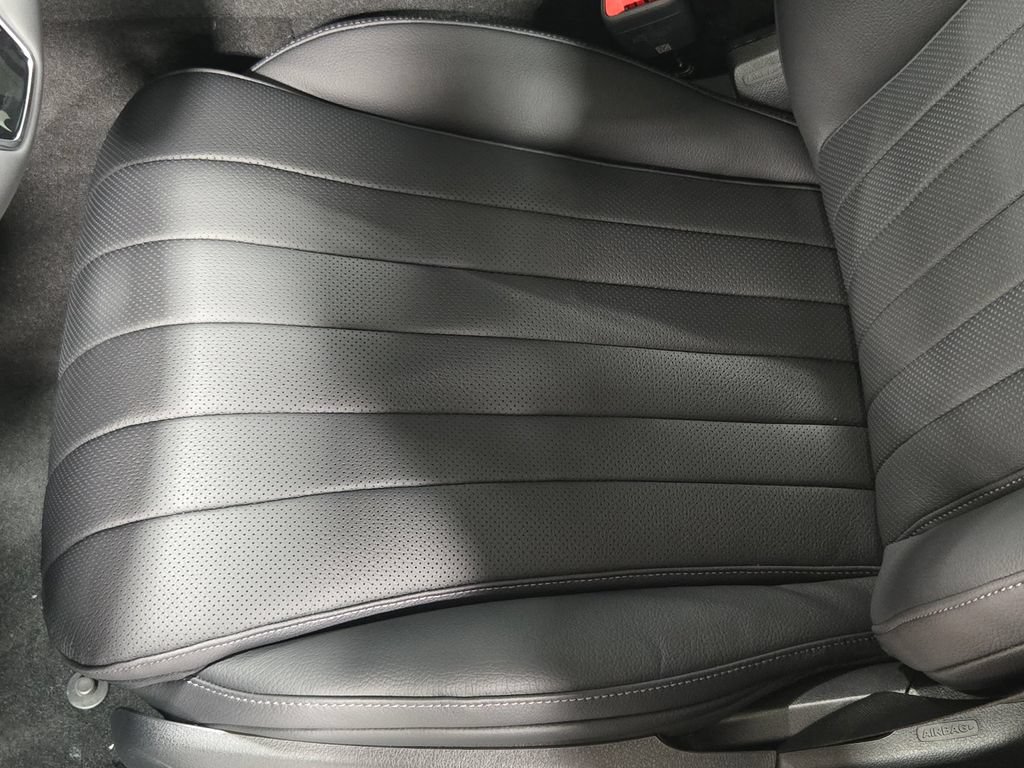 New 2027 Mercedes-Benz E 450 4MATIC Sedan image 12