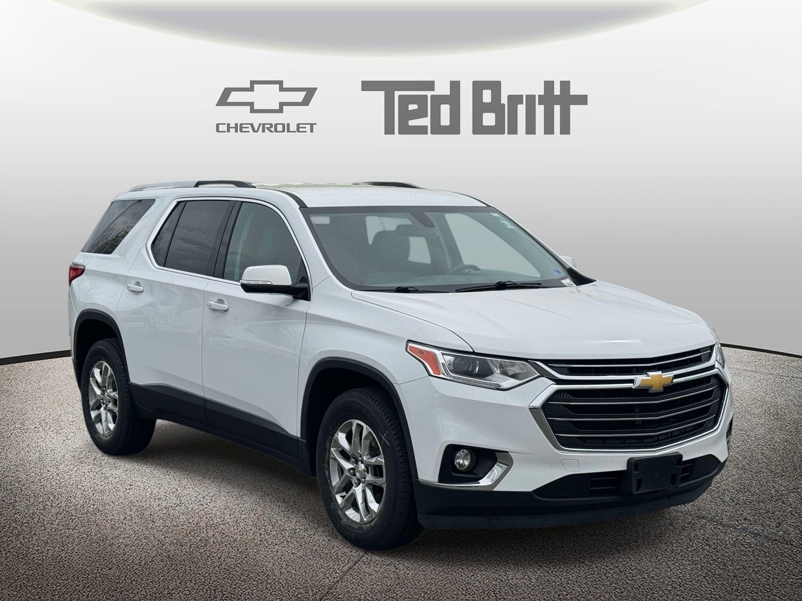 Used 2018 Chevrolet Traverse LT w/ LPO, Floor Liner Package image 3