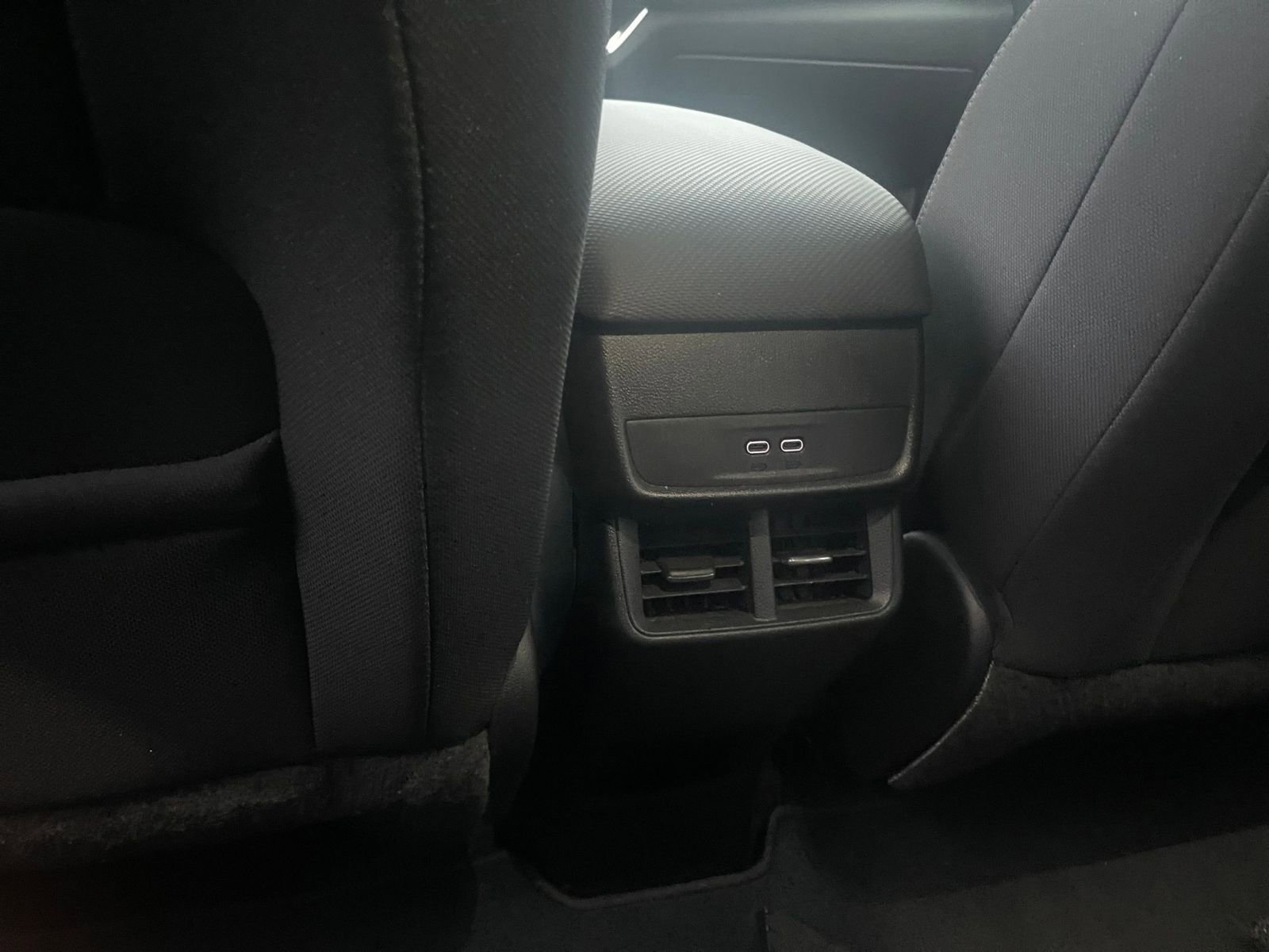 Used 2025 Chevrolet Equinox LT image 24