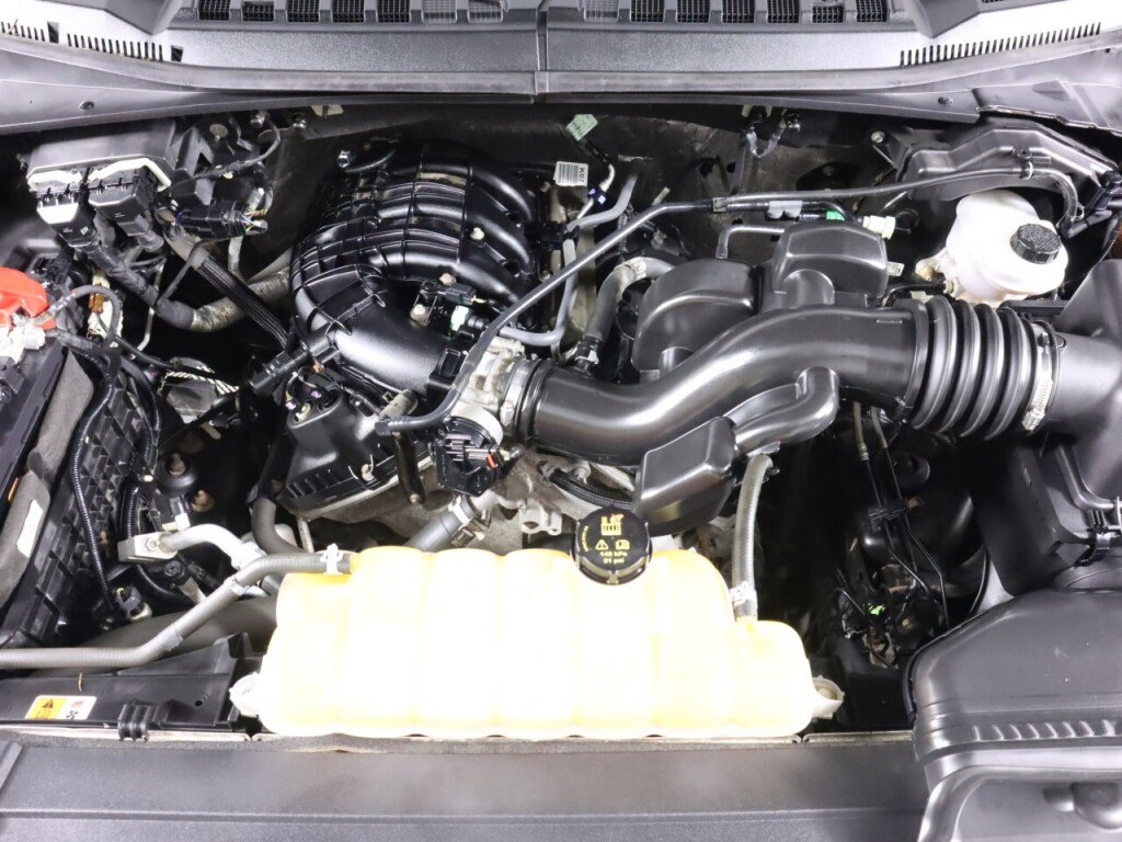 Used 2016 Ford F150 XLT w/ XTR Package image 42