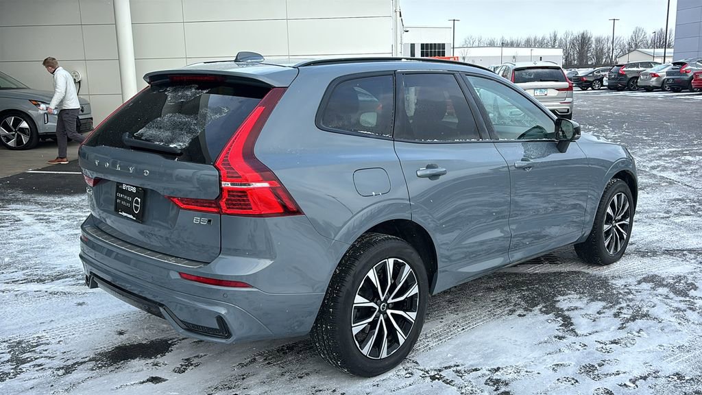Certified 2024 Volvo XC60 B5 Core w/ Protection Package Premier image 28