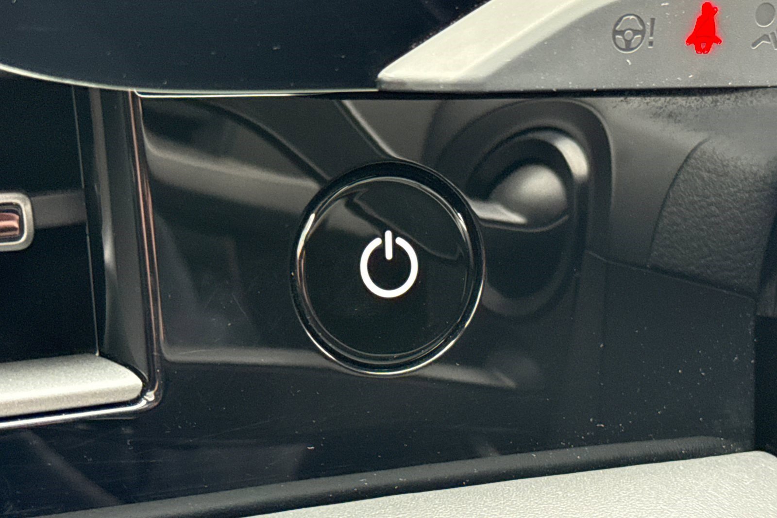 Used 2023 Porsche Taycan GTS image 27