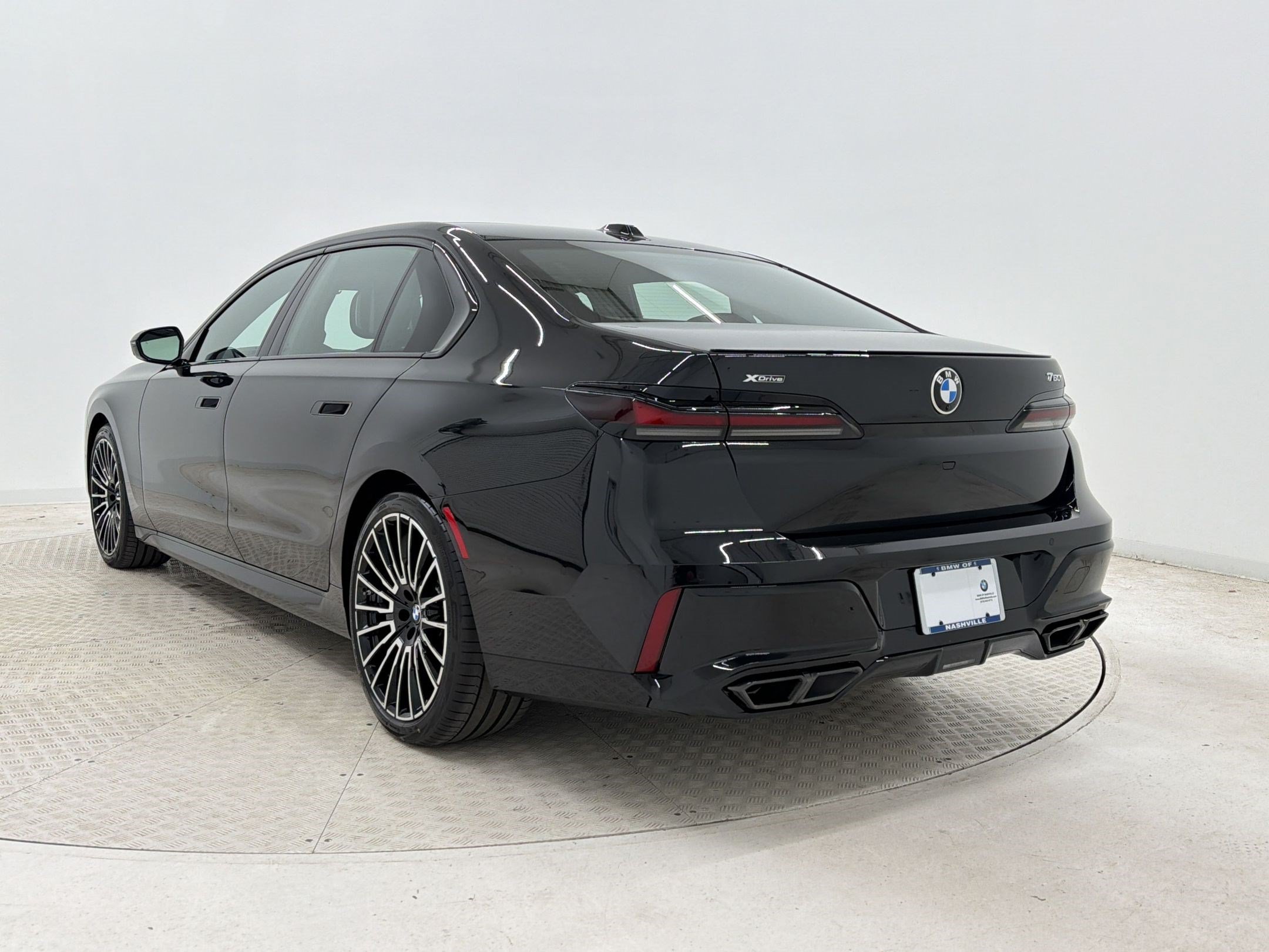 New 2026 BMW 760i xDrive AWD/4WD image 3
