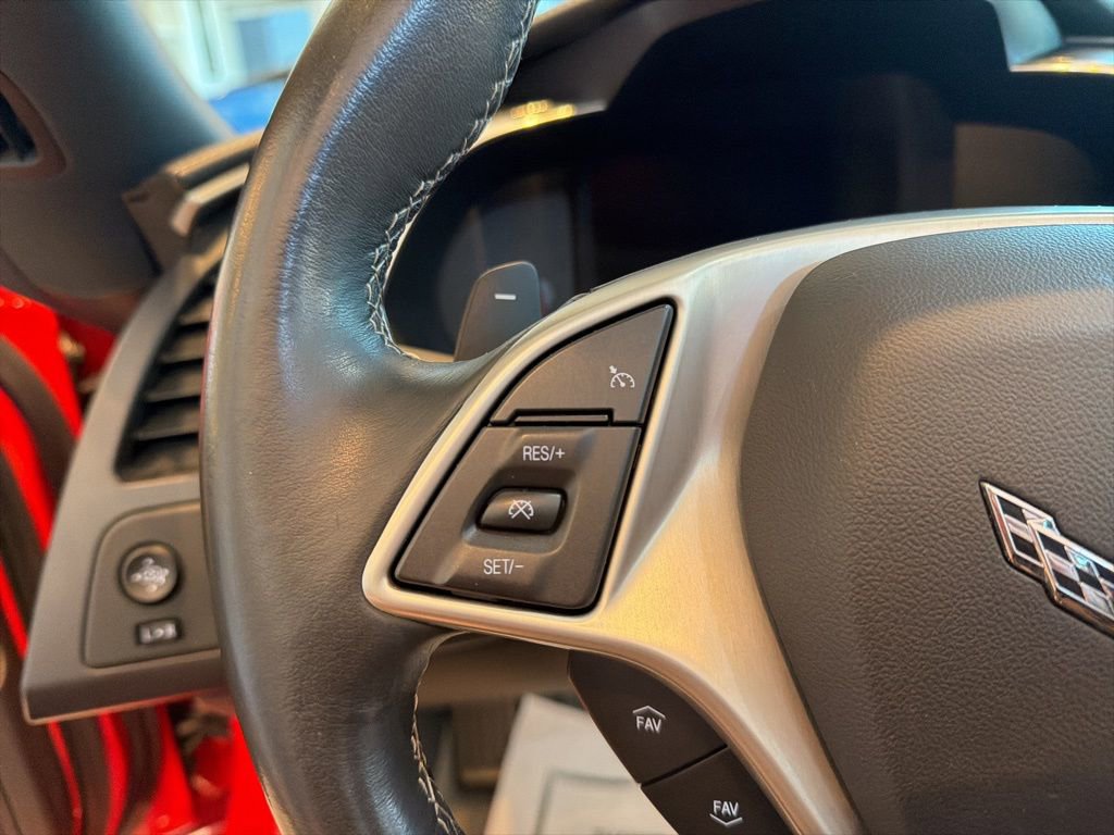 Used 2014 Chevrolet Corvette Stingray Coupe RWD image 16