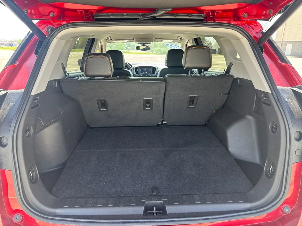 Used 2024 GMC Terrain AT4 image 6