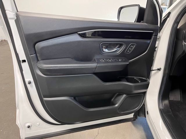 Used 2025 Honda Pilot Touring image 22