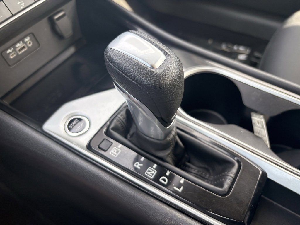 Used 2024 Nissan Altima 2.5 SV image 22