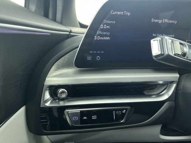 Used 2026 Cadillac Lyriq Sport image 18