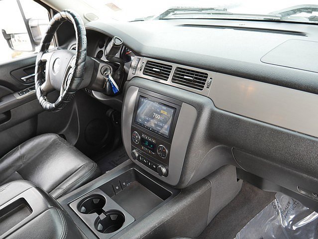 Used 2014 Chevrolet Silverado 2500 LTZ w/ LTZ Plus Package image 46